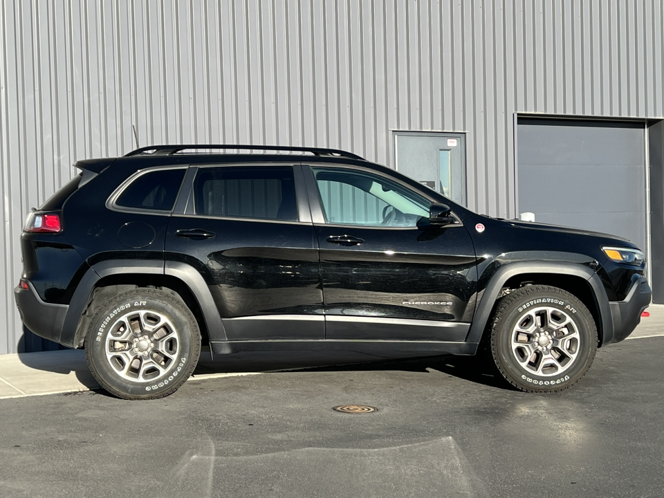 2022 Jeep Cherokee Trailhawk 53