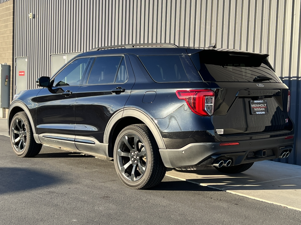 2021 Ford Explorer ST 14