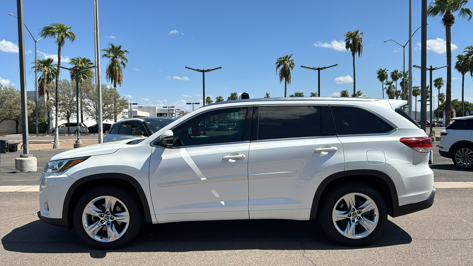 2017 Toyota Highlander Limited 4