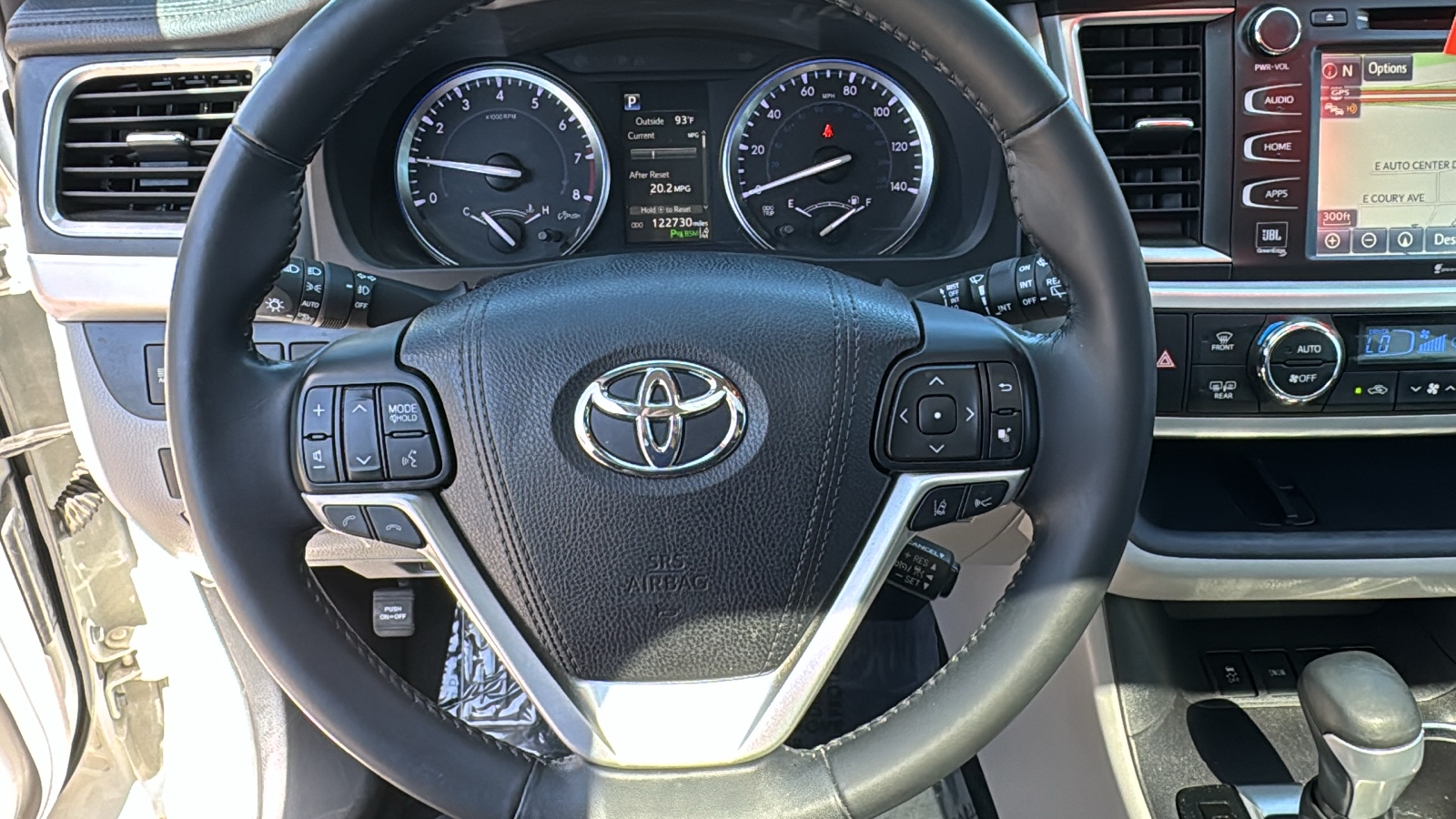 2017 Toyota Highlander Limited 9