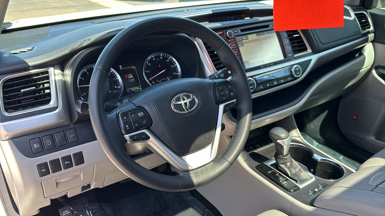 2017 Toyota Highlander Limited 16