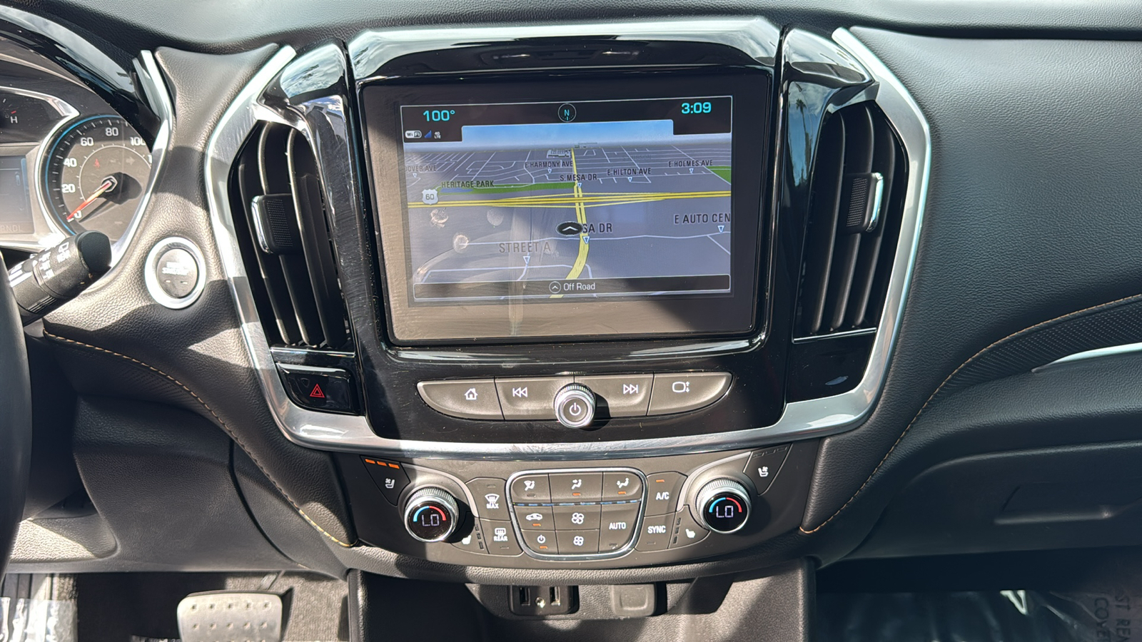 2019 Chevrolet Traverse Premier 12