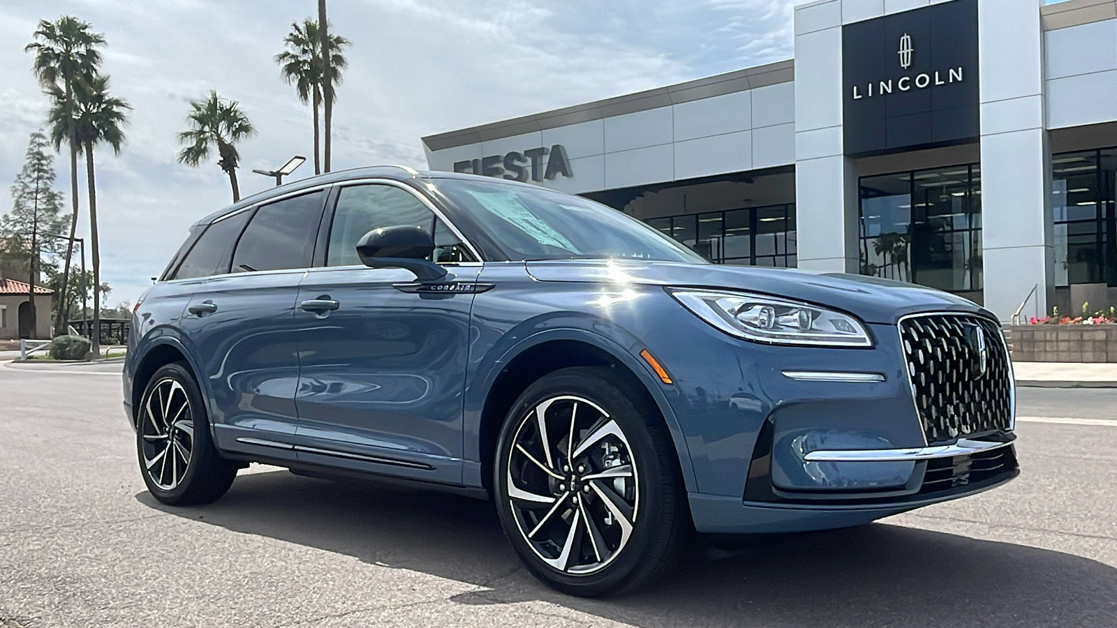 2024 Lincoln Corsair Grand Touring 2