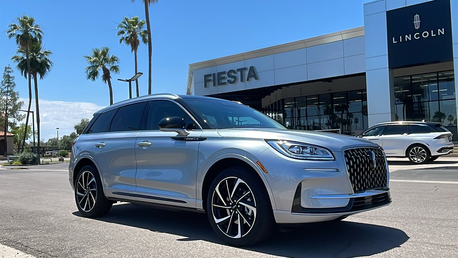 2024 Lincoln Corsair Grand Touring 2