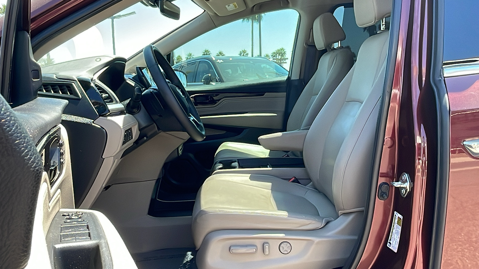 2018 Honda Odyssey Elite 19