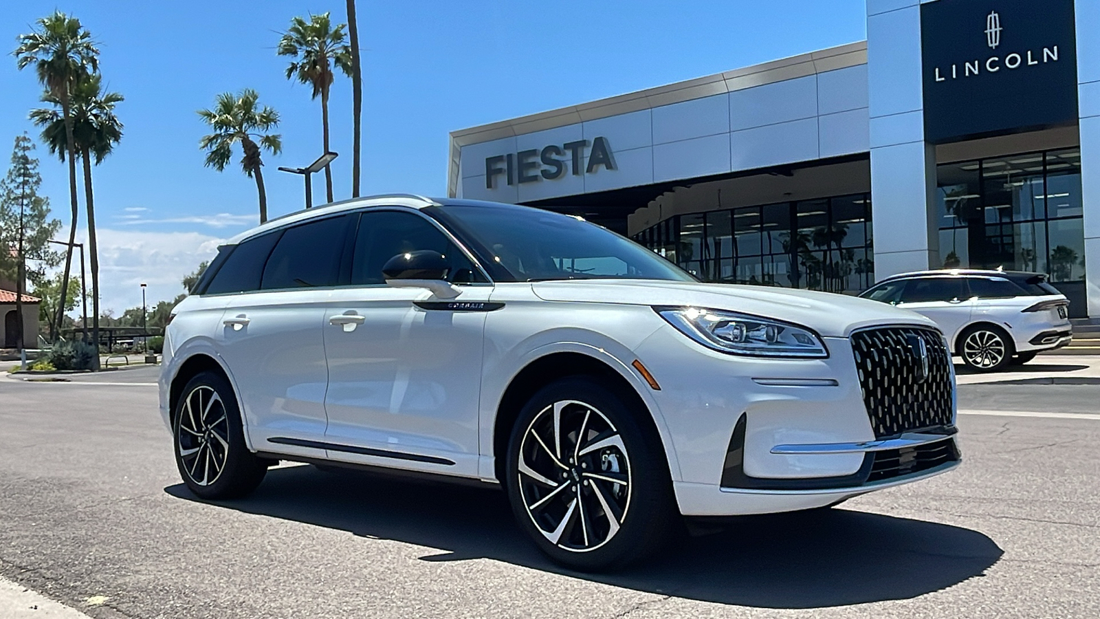 2024 Lincoln Corsair Grand Touring 2