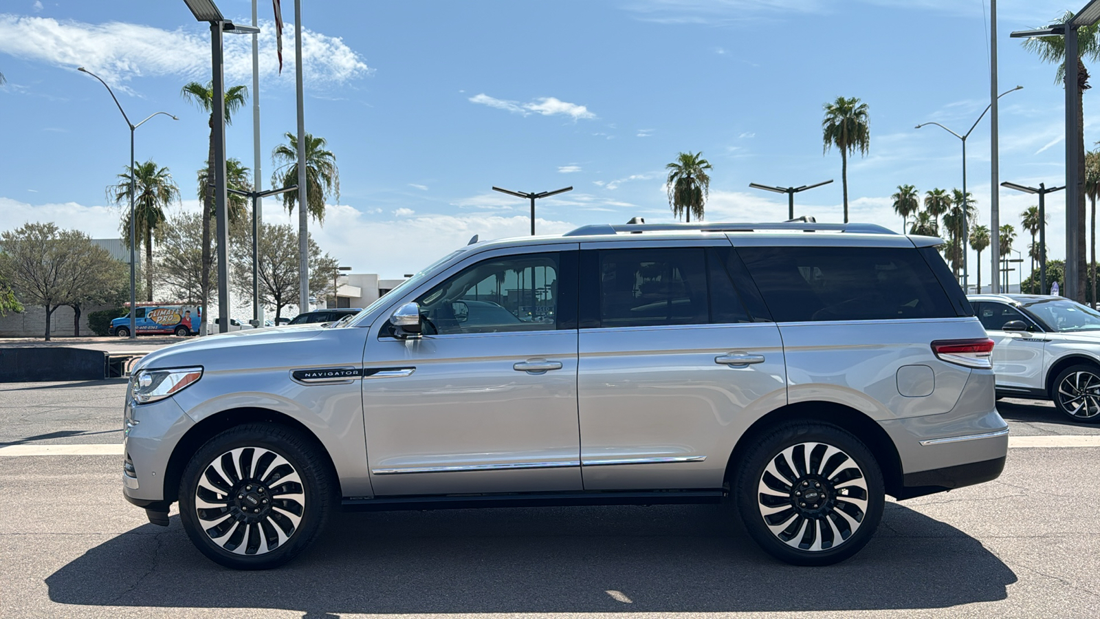 2024 Lincoln Navigator Black Label 4