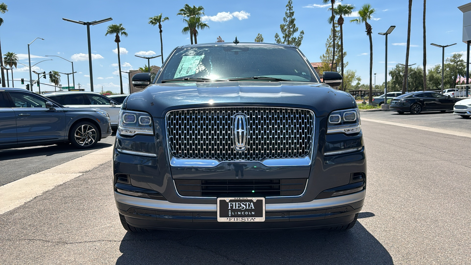 2024 Lincoln Navigator Premiere 3