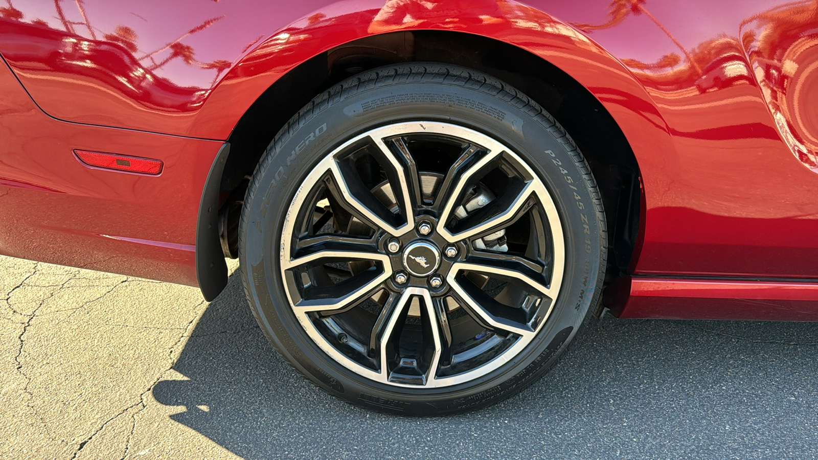 2014 Ford Mustang GT Premium 19