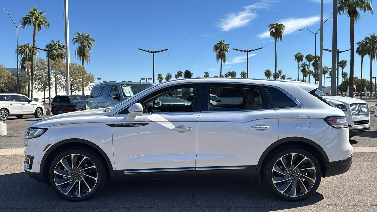 2019 Lincoln Nautilus Reserve 4