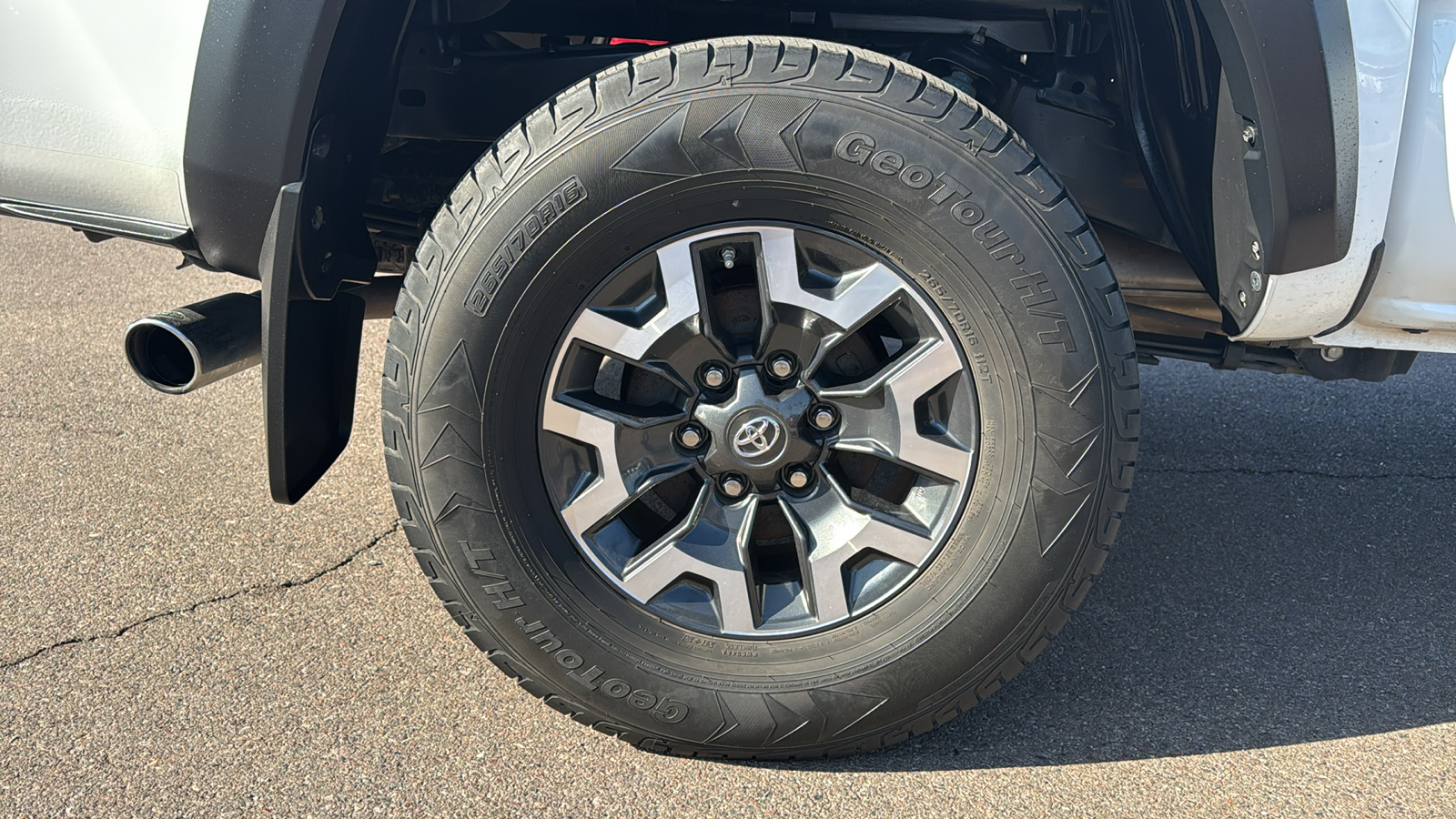 2019 Toyota Tacoma TRD Off-Road 23