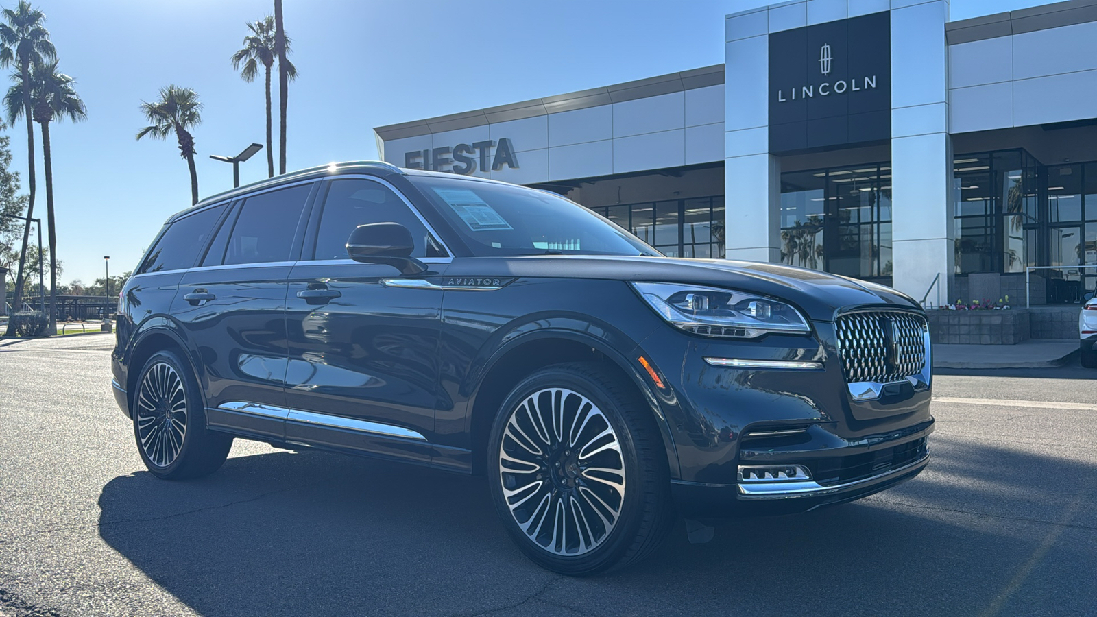 2023 Lincoln Aviator Black Label 2