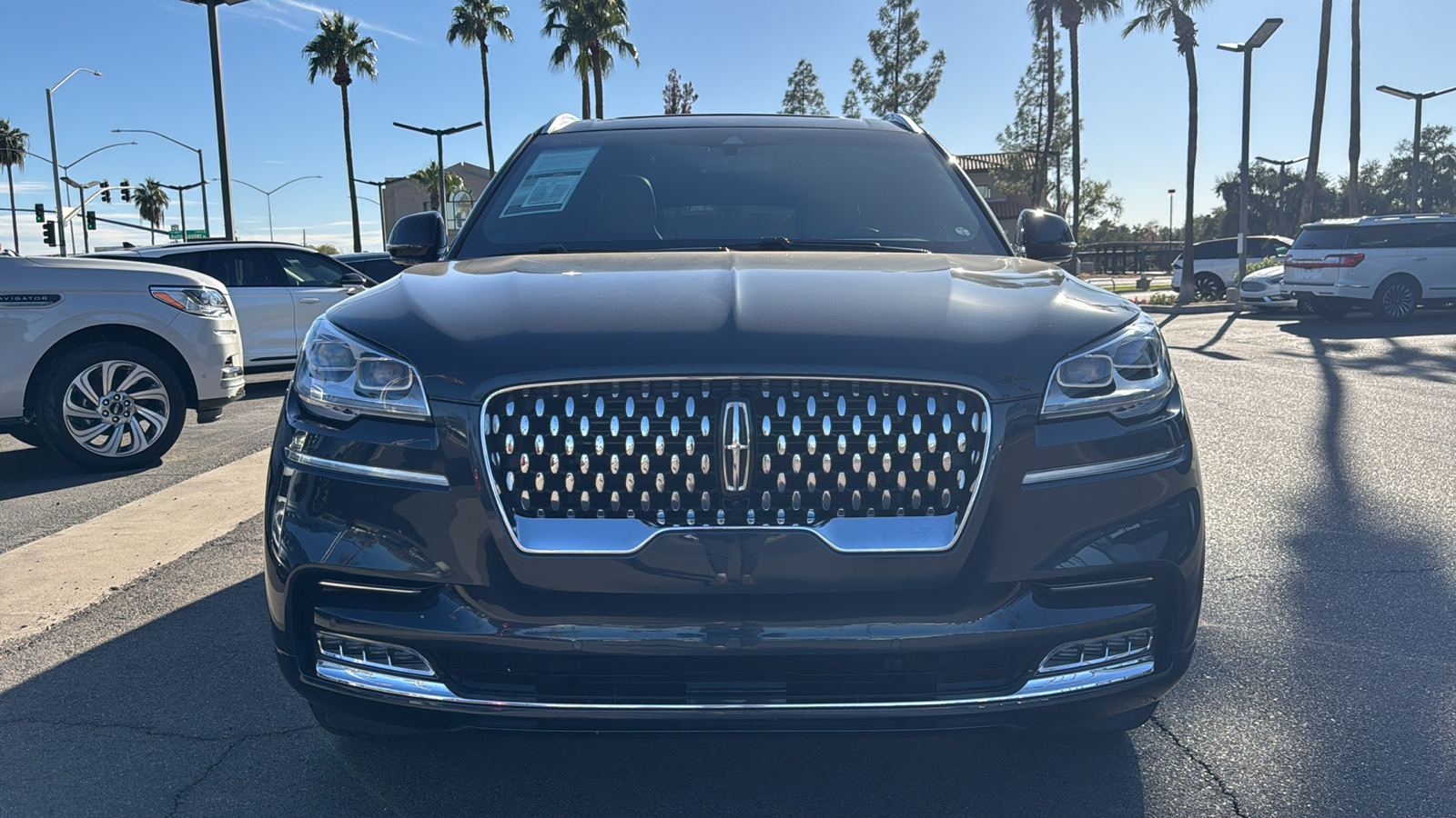 2023 Lincoln Aviator Black Label 3