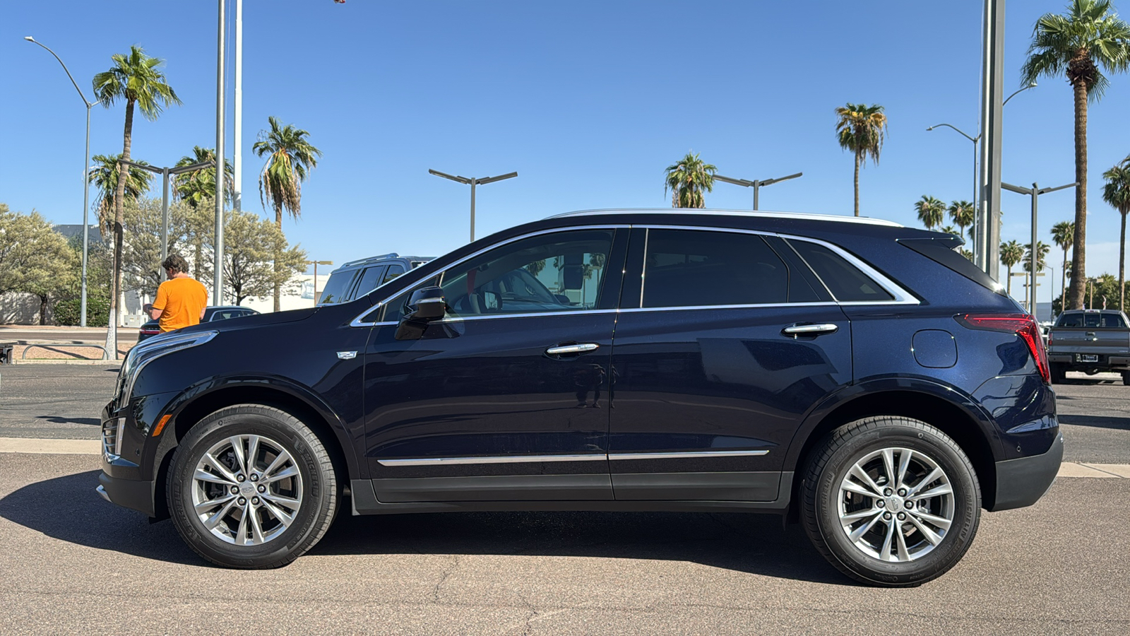 2022 Cadillac XT5 Premium Luxury 4