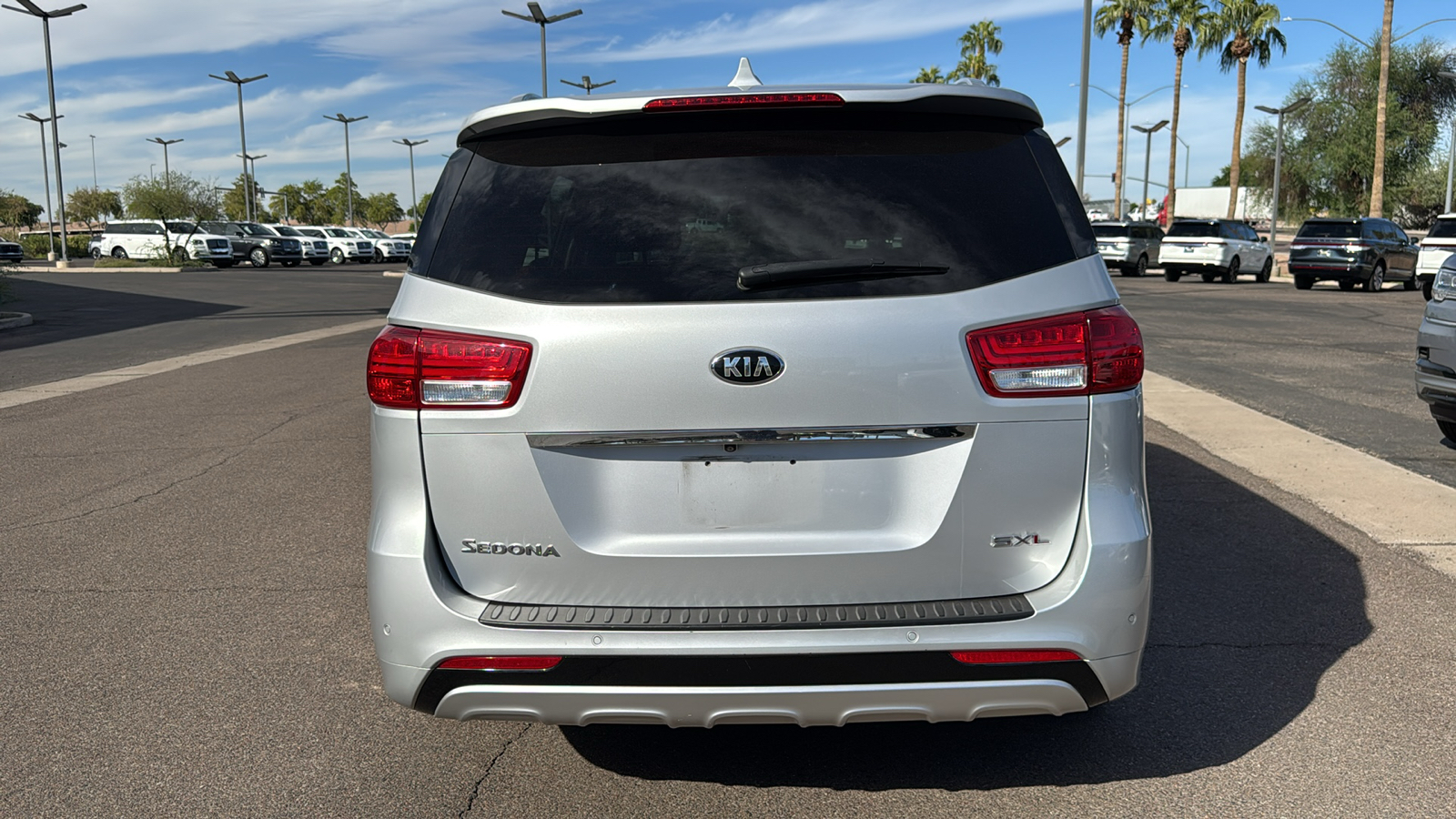 2018 Kia Sedona SX Limited 26