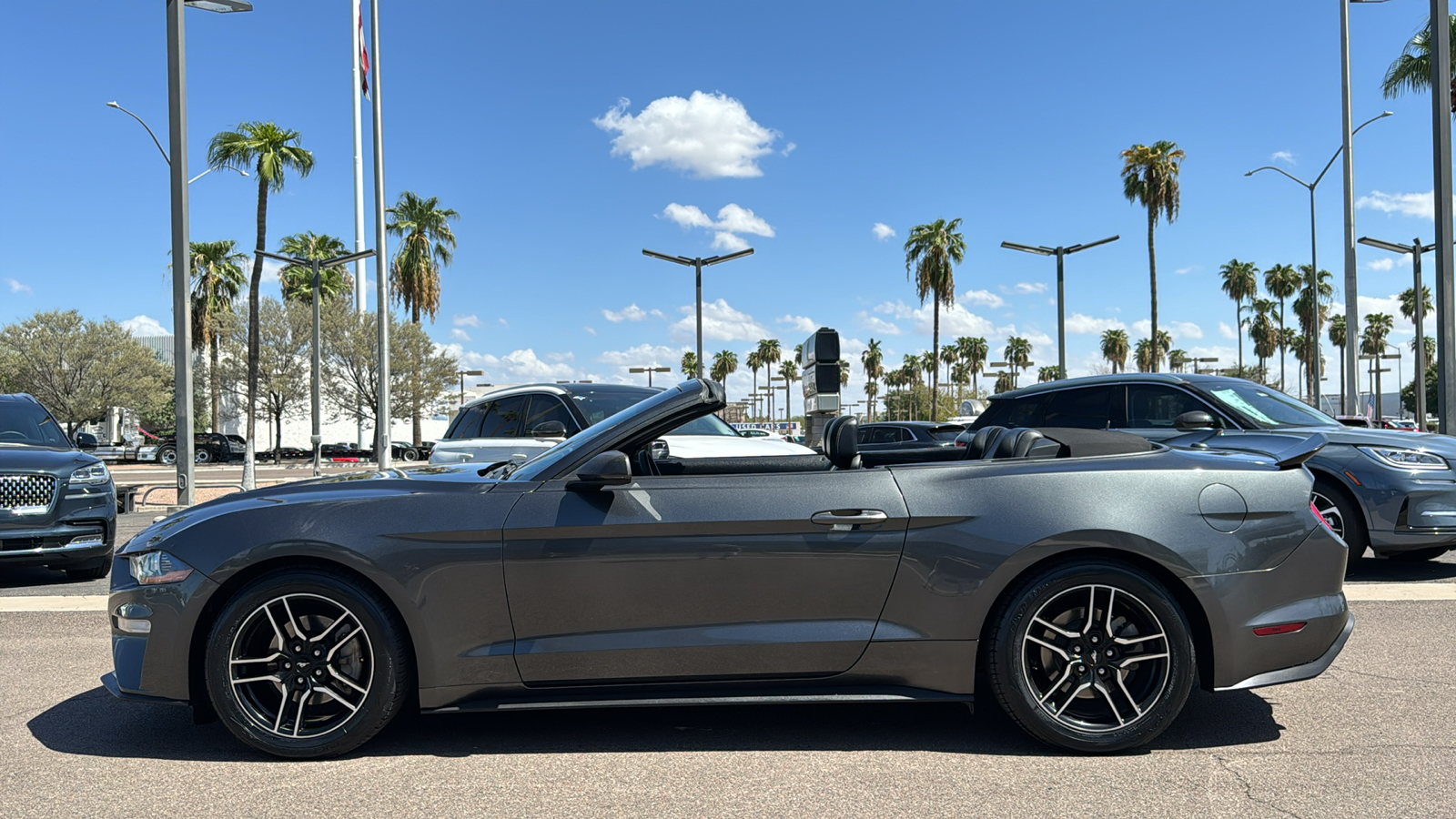 2019 Ford Mustang EcoBoost Premium 4