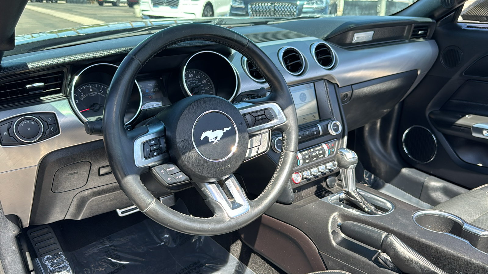 2019 Ford Mustang EcoBoost Premium 17