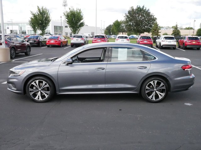 2021 Volkswagen Passat 2.0T SE 4