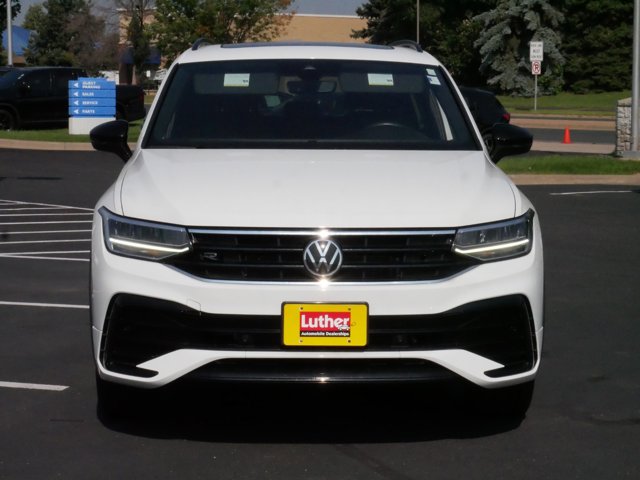 2022 Volkswagen Tiguan SE R-Line Black 2