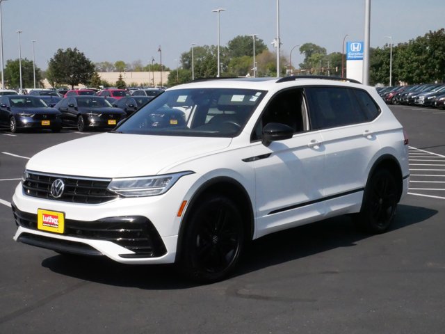 2022 Volkswagen Tiguan SE R-Line Black 3