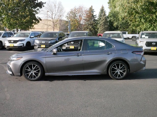 2021 Toyota Camry SE 4