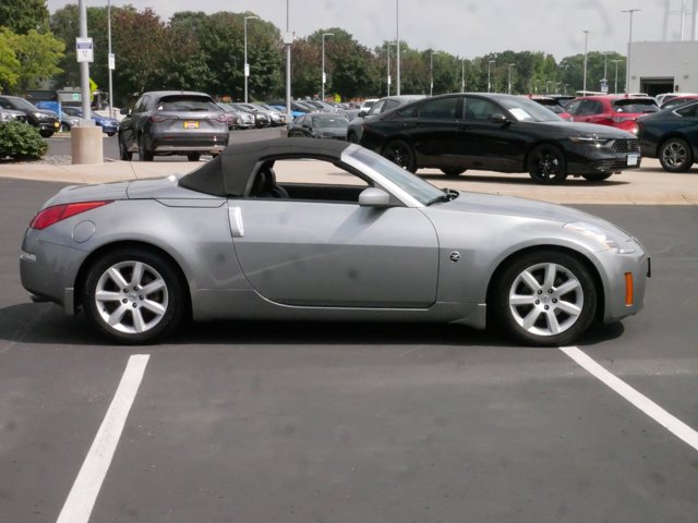 2004 Nissan 350Z Touring 8