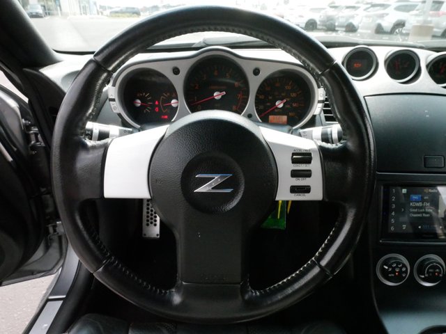 2004 Nissan 350Z Touring 25