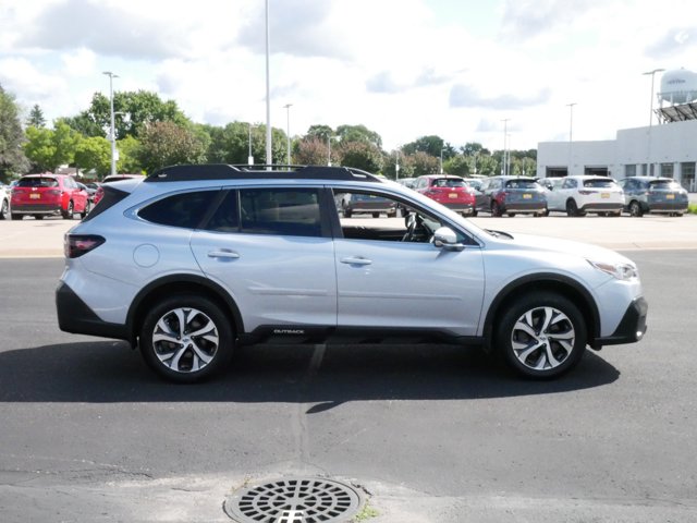 2022 Subaru Outback Limited 8