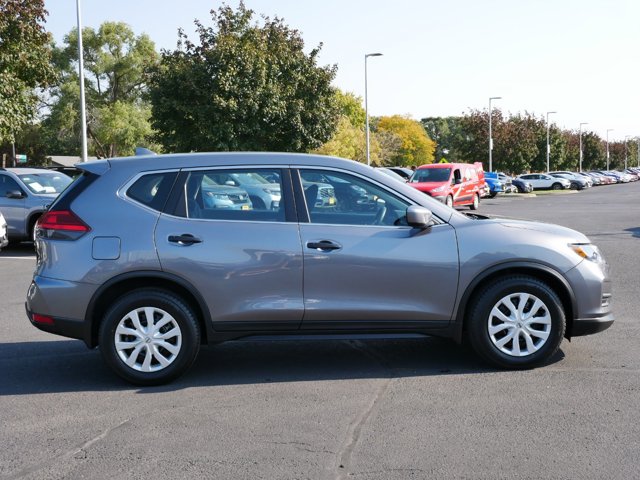 2017 Nissan Rogue S 8