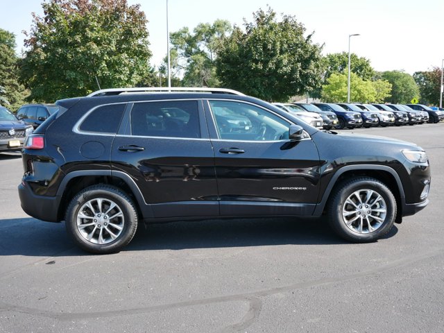 2021 Jeep Cherokee Latitude Plus 8