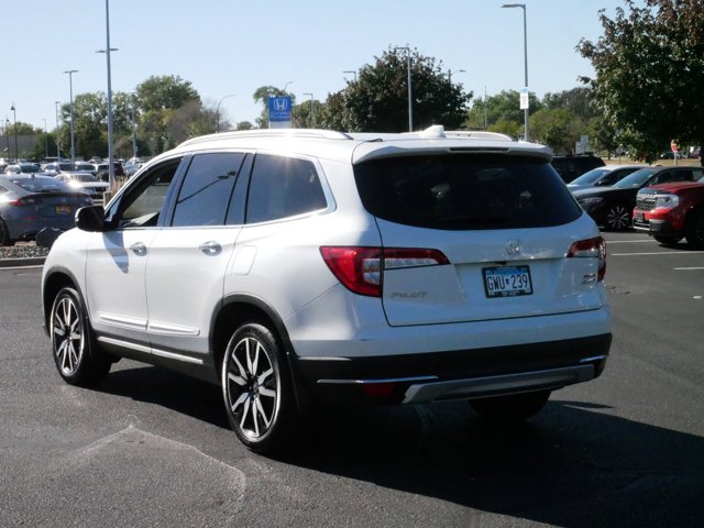 2022 Honda Pilot Touring 7-Passenger 5