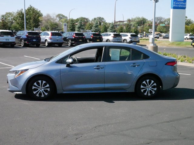 2022 Toyota Corolla Hybrid LE 4