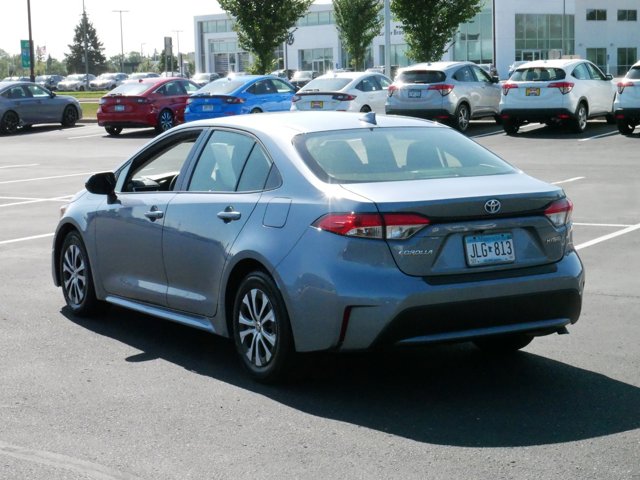 2022 Toyota Corolla Hybrid LE 5