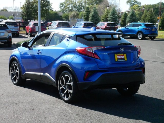 2019 Toyota C-HR XLE 5