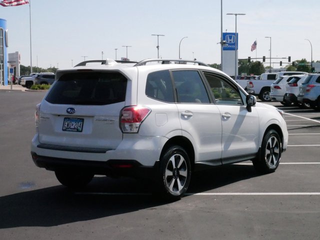 2017 Subaru Forester Premium 7