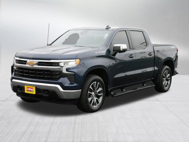 2023 Chevrolet Silverado 1500 LT 3