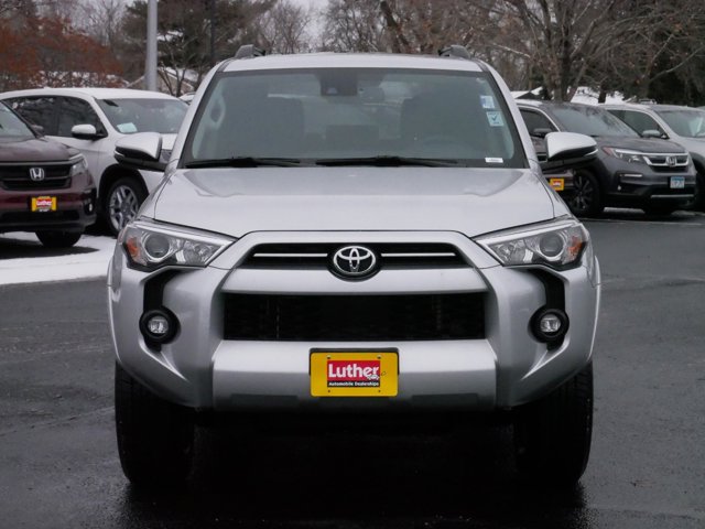 2022 Toyota 4Runner SR5 Premium 2