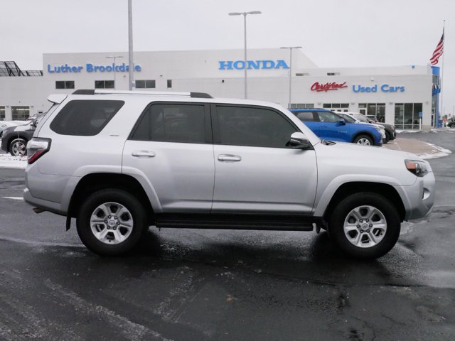 2022 Toyota 4Runner SR5 Premium 8