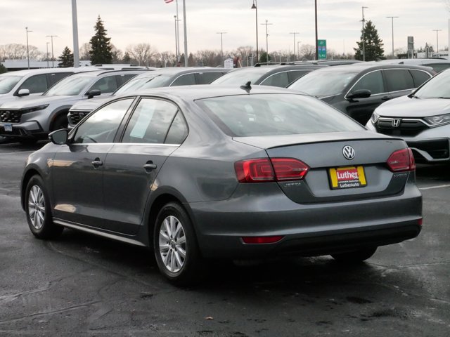 2014 Volkswagen Jetta Sedan SE HYBRID 5