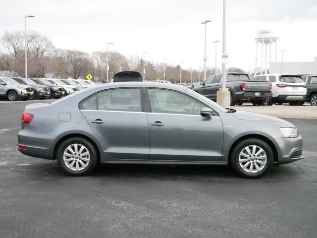 2014 Volkswagen Jetta Sedan SE HYBRID 8