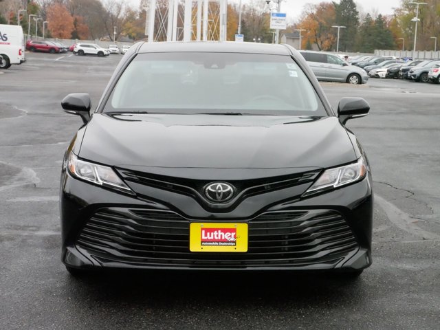 2018 Toyota Camry LE 2