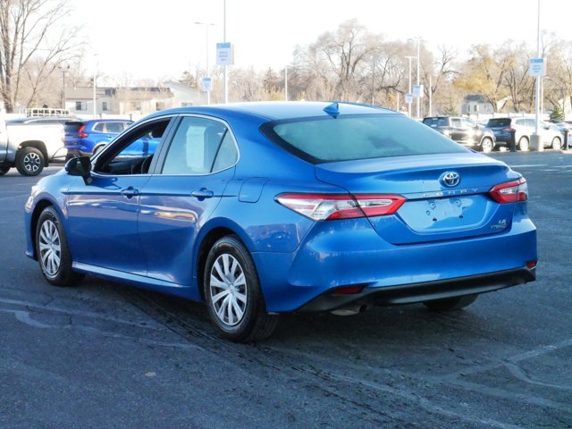 2020 Toyota Camry Hybrid LE 5