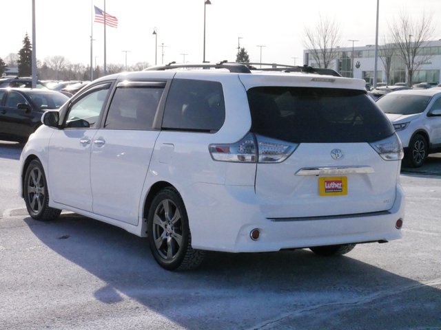 2017 Toyota Sienna SE 5