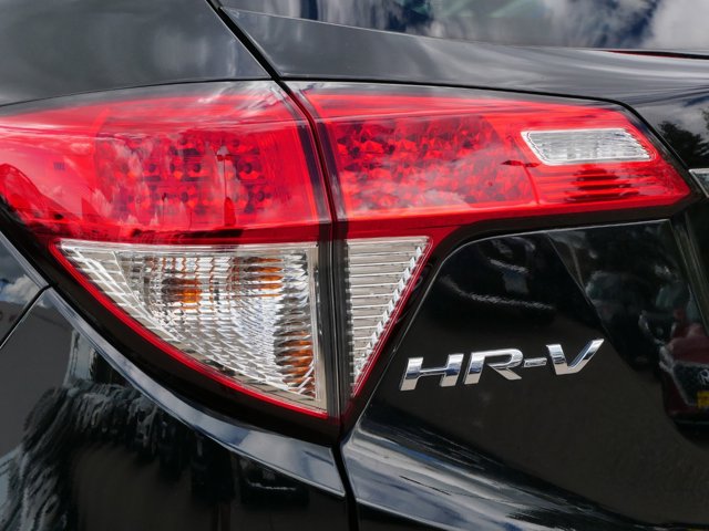 2022 Honda HR-V EX-L 17