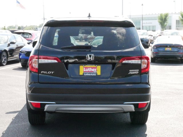 2022 Honda Pilot Touring 7-Passenger 6