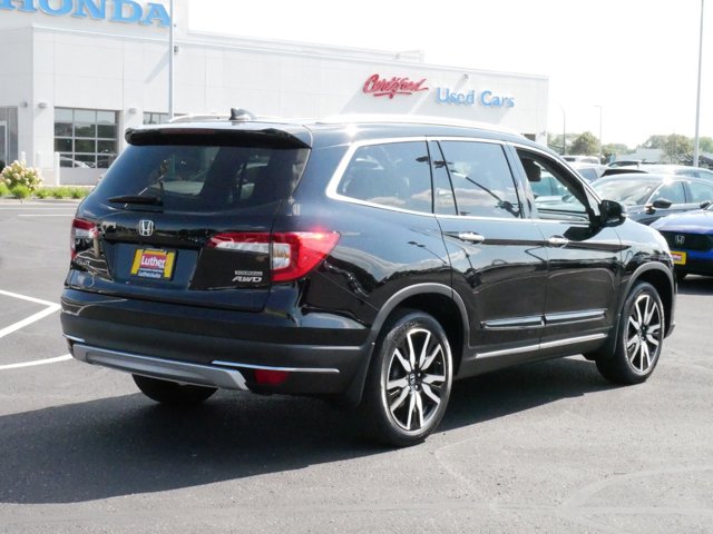 2022 Honda Pilot Touring 7-Passenger 7