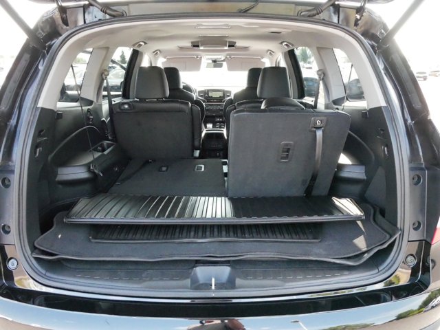 2022 Honda Pilot Touring 7-Passenger 18