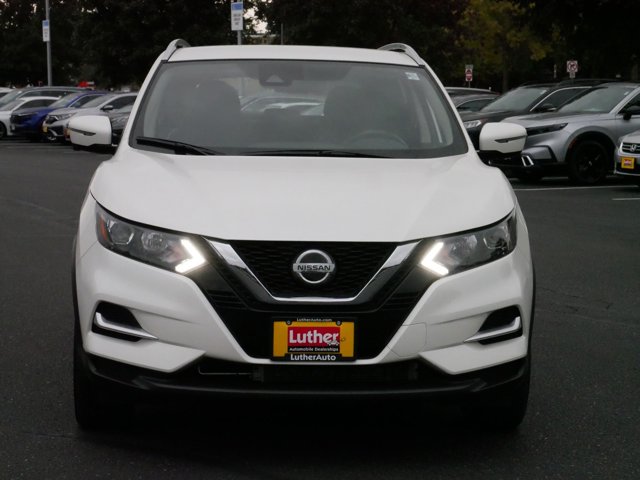 2022 Nissan Rogue Sport SL 2