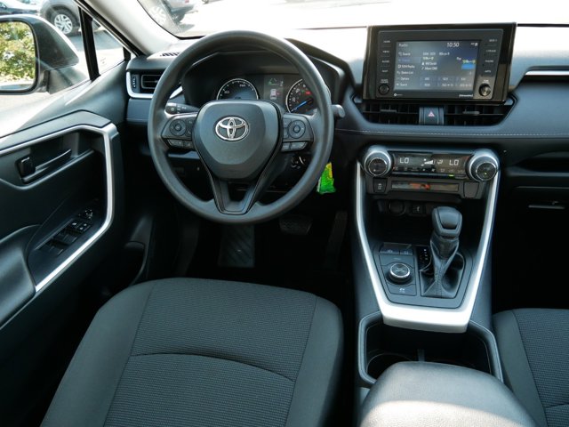 2022 Toyota RAV4 Hybrid LE 9