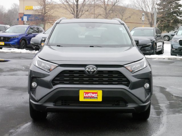 2021 Toyota RAV4 XLE 2